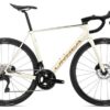 Vélo de Route Orbea Orca M35i Shimano 105 Di2 12V 700 mm Blanc Ivory Rouge Burgundy 2024