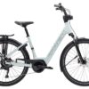 Vélo de Ville Électrique Trek Verve+ 2 Lowstep 400wh Shimano Cues 9V Gris Gen.3