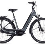 Vélo de Ville Électrique Cube Supreme Hybrid Pro 625 Easy Entry Shimano Nexus 8V 625 Wh 700 mm Gris Flash 2024